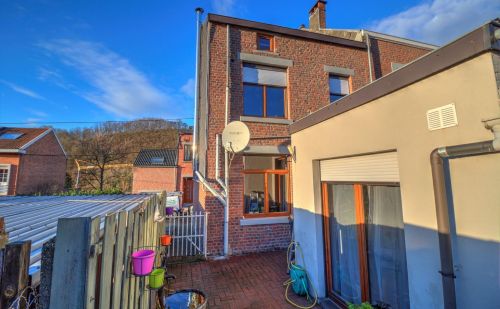 Belle maison rénovée 3 chambres avec terrasse et jardin