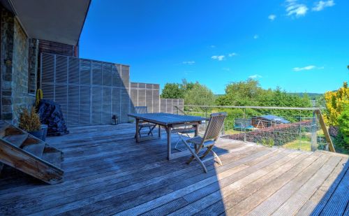 Charmante maison 3 chambres en bon état avec terrasse et jardin Charmante maison 3 chambres en bon état avec terrasse et jardin