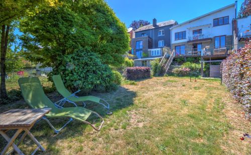 Charmante maison 3 chambres en bon état avec terrasse et jardin Charmante maison 3 chambres en bon état avec terrasse et jardin