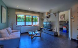 Charmante maison 3 chambres en bon état avec terrasse et jardin Charmante maison 3 chambres en bon état avec terrasse et jardin