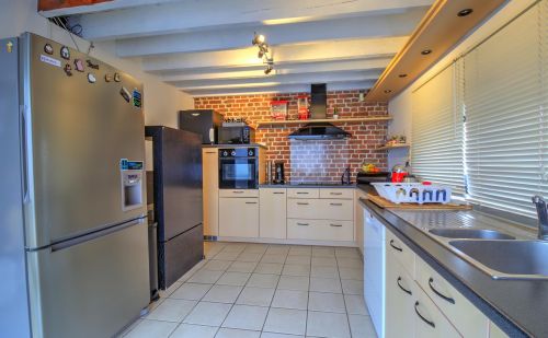 Magnifique rez-de-chaussée type loft avec terrasse et parking Magnifique rez-de-chaussée type loft avec terrasse et parking