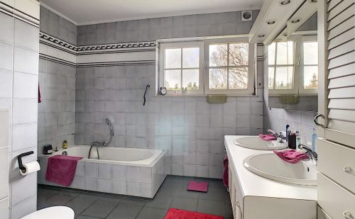 Propriété 8 chambres à vendre à Oupeye