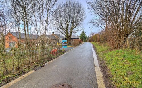 Partie d'un hancien hangar à transformer en habitation