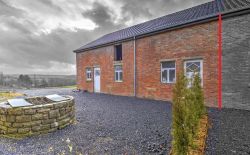 Partie d'un hancien hangar à transformer en habitation