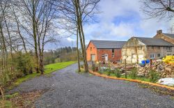 Partie d'un hancien hangar à transformer en habitation