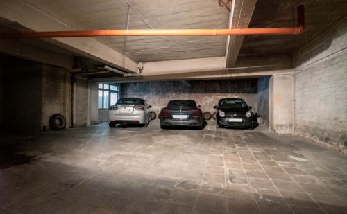 Vaste Penthouse de standing prêt à vous accueillir! Vaste Penthouse de standing prêt à vous accueillir!