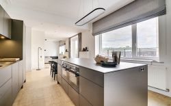 Vaste Penthouse de standing prêt à vous accueillir! Vaste Penthouse de standing prêt à vous accueillir!