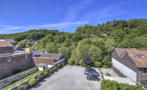 Imposante maison de maître actuellement à usage de bureaux