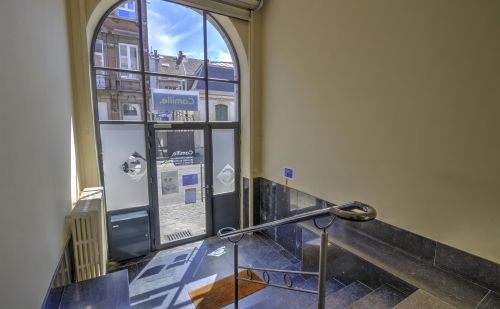 Imposante maison de maître actuellement à usage de bureaux