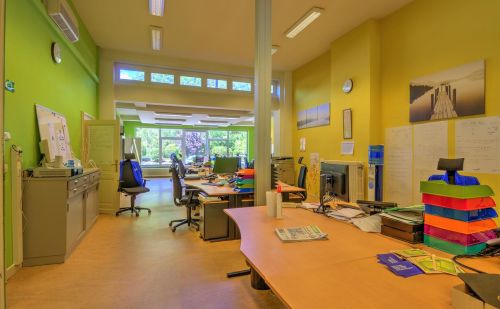 Imposante maison de maître actuellement à usage de bureaux