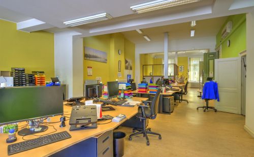 Imposante maison de maître actuellement à usage de bureaux