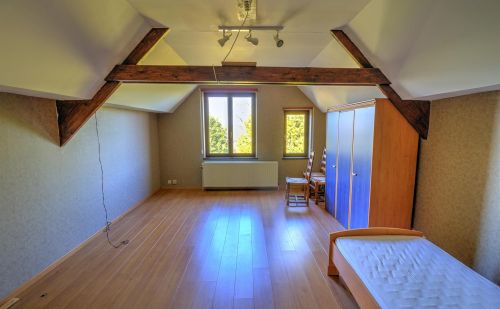 Belle villa 3 chambres avec grand jardin et garages