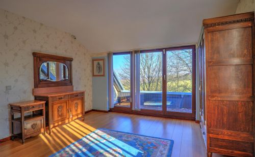 Belle villa 3 chambres avec grand jardin et garages