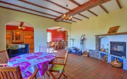 Belle villa 3 chambres avec grand jardin et garages