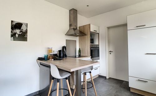 Maison avec appartement et terrain à Othée awans