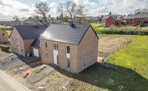 Maison neuve 3 chambres avec grand jardin Maison neuve 3 chambres avec grand jardin