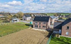 Maison neuve 3 chambres avec grand jardin Maison neuve 3 chambres avec grand jardin