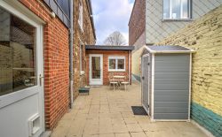 Maison 2 chambres avec terrasse et jardin Maison 2 chambres avec terrasse et jardin
