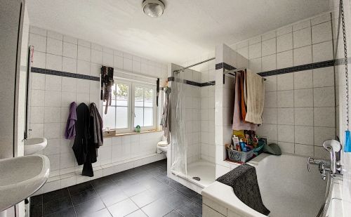 Centre équestre à vendre à Heure-le-Romain