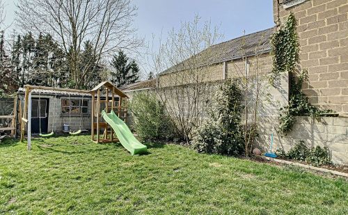 Maison entièrement rénovée au centre de Queue-du Bois