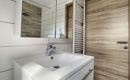 Maison entièrement rénovée au centre de Queue-du Bois