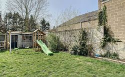 Maison entièrement rénovée au centre de Queue-du Bois