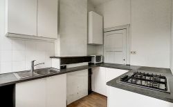 Immeuble mixte (rdc + 2 appartements)