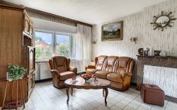 Maison 3 façades à vendre au centre du village Maison 3 façades à vendre au centre du village