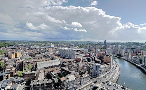 Appartement 1 chambre avec vue dégagée sur Liège Appartement 1 chambre avec vue dégagée sur Liège