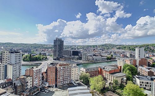 Appartement 1 chambre avec vue dégagée sur Liège Appartement 1 chambre avec vue dégagée sur Liège