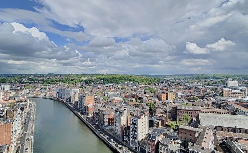 Appartement 1 chambre avec vue dégagée sur Liège Appartement 1 chambre avec vue dégagée sur Liège