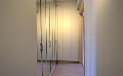 Bel appartement 2 chambres en bon état avec garage Bel appartement 2 chambres en bon état avec garage