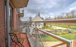 Bel appartement 2 chambres en bon état avec garage Bel appartement 2 chambres en bon état avec garage