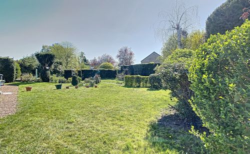 Maison spacieuse à vendre à Oupeye Maison spacieuse à vendre à Oupeye