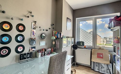 Maison 3 façades sur le haut d'Ougrée