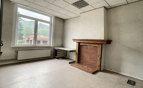 Maison de commerce ou de bureaux au centre de Trooz Maison de commerce ou de bureaux au centre de Trooz