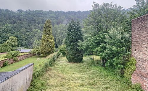 Maison de commerce ou de bureaux au centre de Trooz Maison de commerce ou de bureaux au centre de Trooz