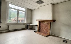 Maison de commerce ou de bureaux au centre de Trooz Maison de commerce ou de bureaux au centre de Trooz