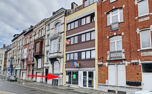 Rez commercial pouvant être transformé en appartement à Liège Rez commercial pouvant être transformé en appartement à Liège