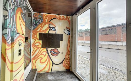 Rez commercial pouvant être transformé en appartement à Liège Rez commercial pouvant être transformé en appartement à Liège