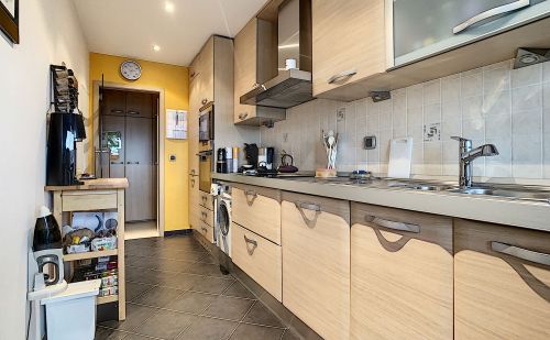 Bel appartement quartier Coronmeuse à Liège Bel appartement quartier Coronmeuse à Liège