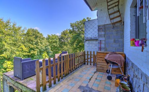 Bungalow 2 chambres avec terrasse et petit jardin