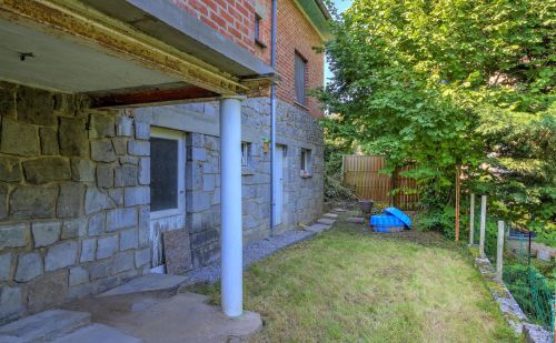 Bungalow 2 chambres avec terrasse et petit jardin