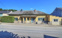 Bungalow 2 chambres avec terrasse et petit jardin