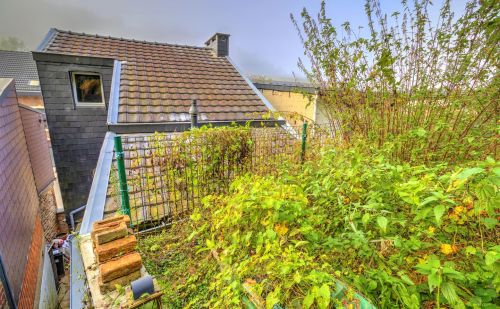 Maison 3 chambres à rénover avec jardinet