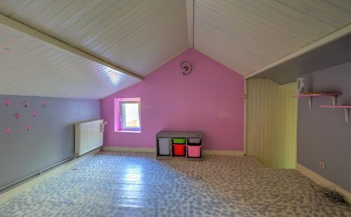 Maison 3 chambres à rénover avec jardinet