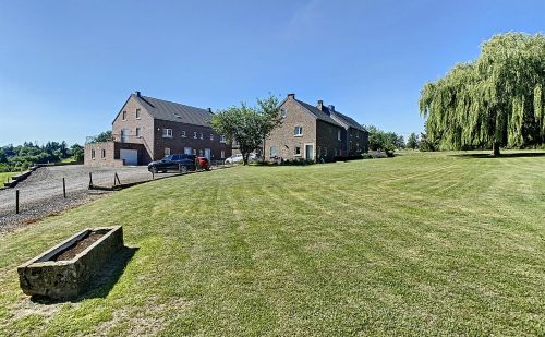 Ensemble de 7 maisons à vendre à Julémont Ensemble de 7 maisons à vendre à Julémont