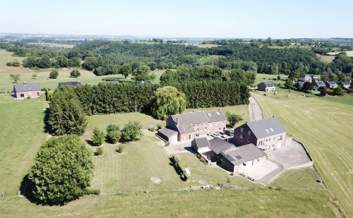 Ensemble de 7 maisons à vendre à Julémont Ensemble de 7 maisons à vendre à Julémont