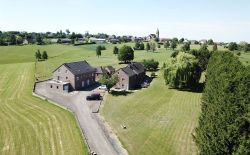 Ensemble de 7 maisons à vendre à Julémont Ensemble de 7 maisons à vendre à Julémont