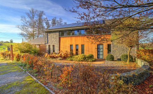 Villa 3 chambres avec piscine, terrasse, jardin et garage